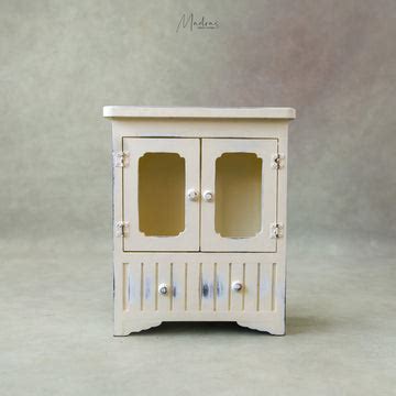 Doctor Theme – Madras Prop Store