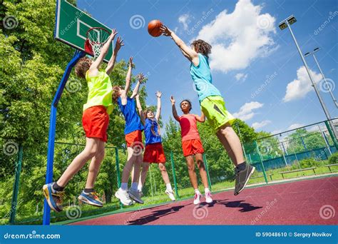 Jump Ball Plays In Basketball at Douglas Hammond blog