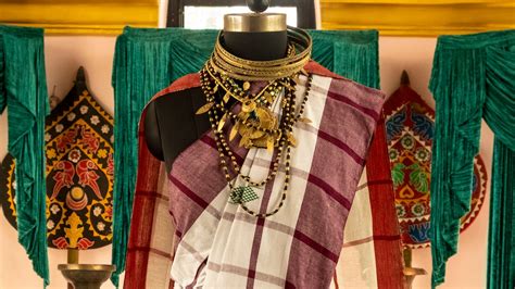 Indian royal families have come together to protect local crafts ...