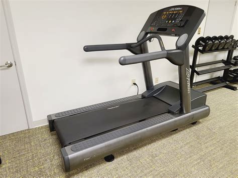 Life Fitness CLST Integrity Series Treadmill - Atlanta Fitness Repair
