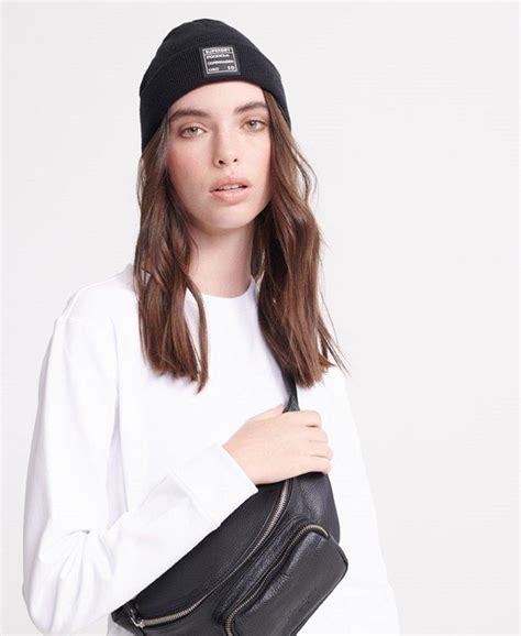 ORGANIC COTTON STANDARD LABEL LOOPBACK SWEATSHIRT