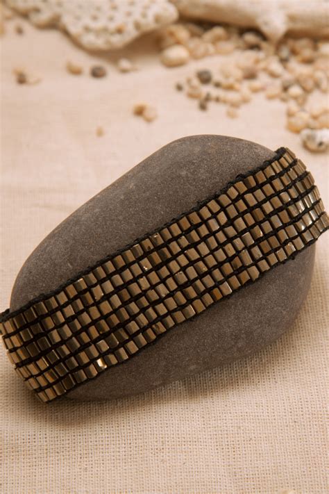 Dhaaga Max Glam Gold Band Bracelet – Okhaistore