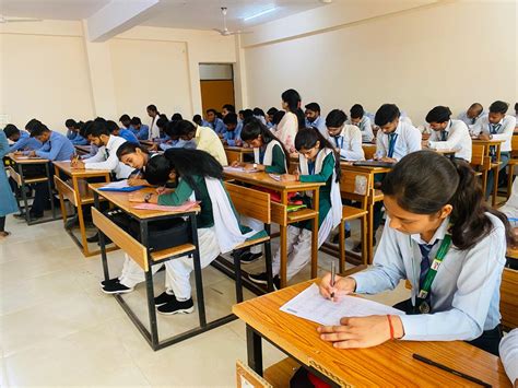 Top Pharmacy College in Lucknow