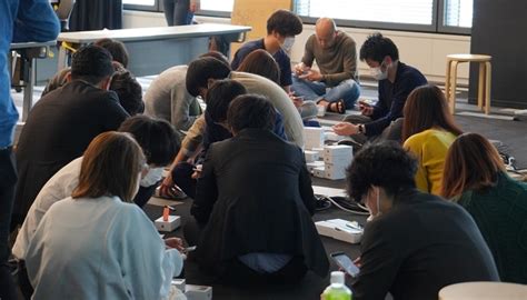 2,000 free iPhones for Coronavirus hit passengers and crew in Japan ...