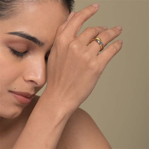 Buy Bi Metal Sworl Ring online- Palmonas – PALMONAS