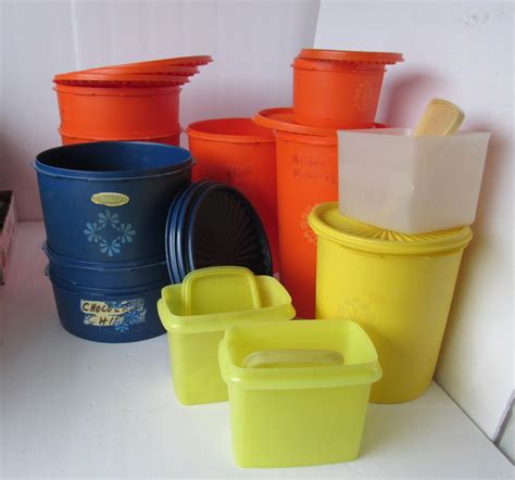 Lot of Large Tupperware Containers | EstateSales.org