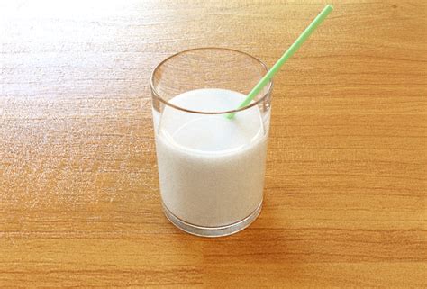 生牛乳和鲜牛奶有什么区别么？_百度知道