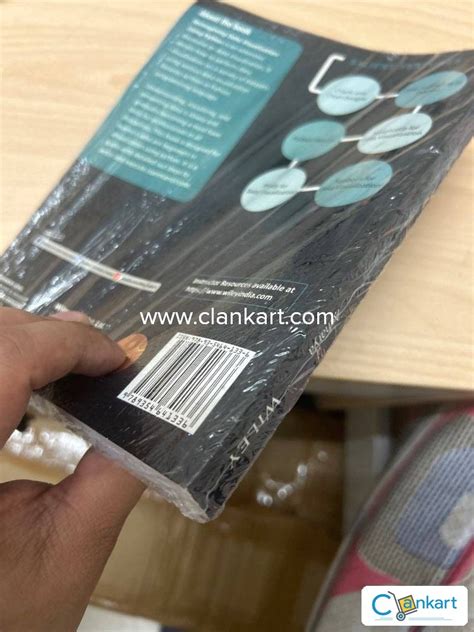 Re-Imagining Data Visualization Using Python 的图像结果