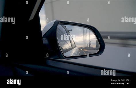Side View Mirror 的图像结果