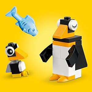 LEGO Classic Around The World Building Kit