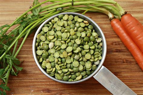 Nutritional Facts for Homemade Split Pea Soup | 2bstronger.com