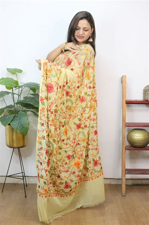Cream Embroidered Kashmiri Aari Work Georgette Saree - Luxurionworld
