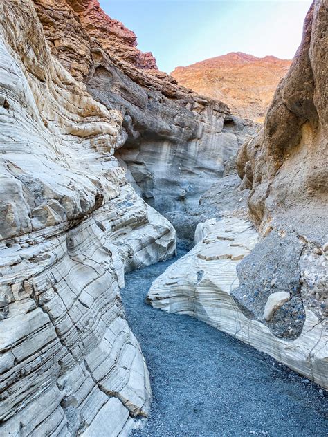 7 Best Things To Do In Death Valley National Park - MVMT Blog