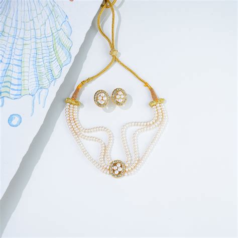 Glamorous White Stone Freshwater Pearls | Darpan Mangatrai – Darpan ...