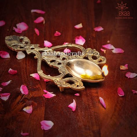 Brass Diya Oil Lamp Pooja Mandir Havan Spoon – Ekaa Handicrafts