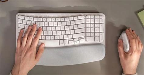 Logitech Keyboard 的图像结果