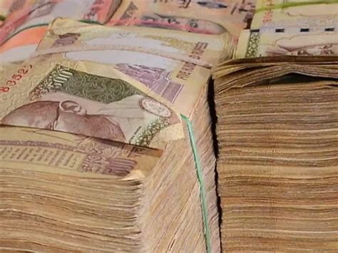 RBI Slows Down Printing Of Currency As It Doesn't Have Space To Store ...