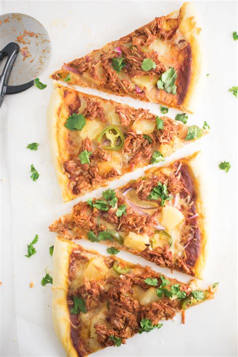 BBQ Jackfruit Pizza | Mindful Avocado