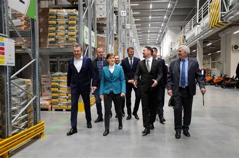 Novi Logistički centar Agromarketa, premijerka na otvaranju FOTO - B92
