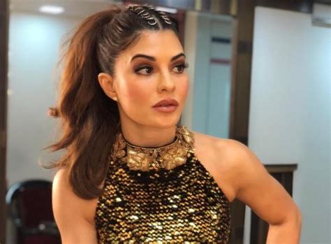 Jacqueline Fernandez rushed to hospital after injuring her eye ...