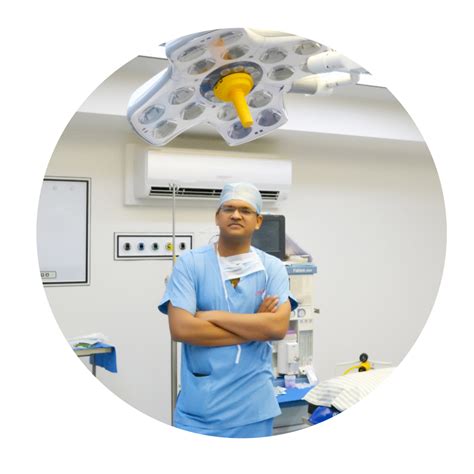 Spine Surgeon In Sagar - Dr. Vivek Agrawal