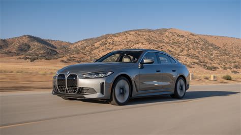 2022 BMW i4 Pros and Cons Review: The Electric Future Hides in Plain Sight