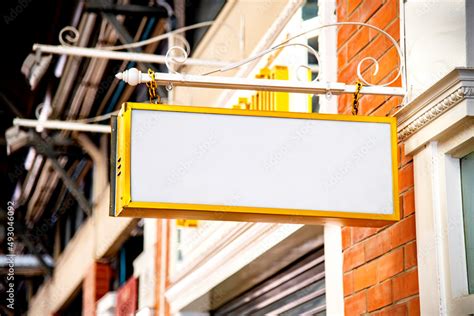 Shop Sign 的图像结果