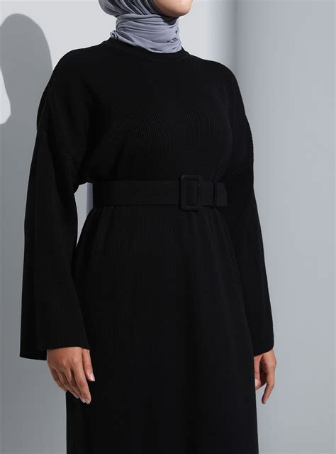 Black - Knit Dresses