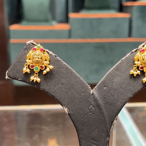 CMR 4.526gms EARRINGS 22K Yellow Gold – BangaruRani