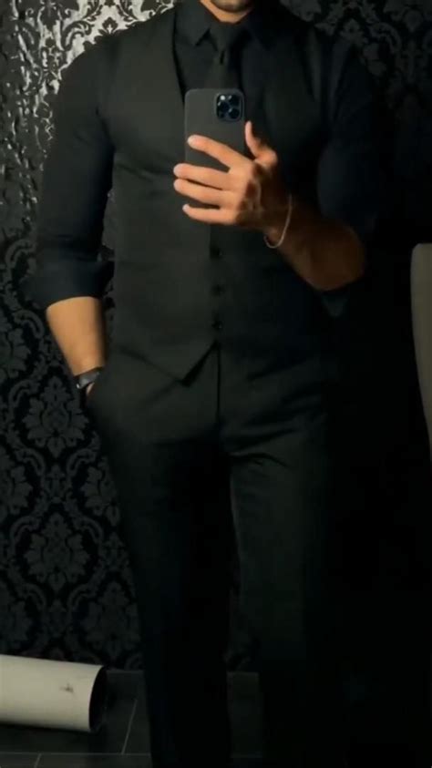 All-Black Suit Men 的图像结果