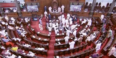 RS Candidates: Congress Picks Mostly Gandhi Loyalists, RCP Singh Falls ...