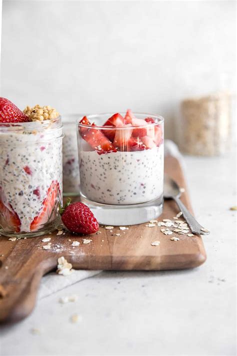 Easy Strawberry Overnight Oats • Fit Mitten Kitchen