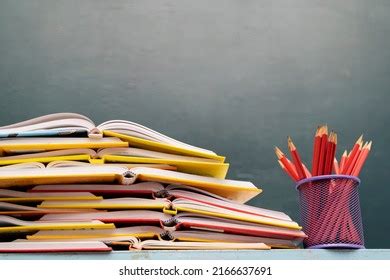 Closed Study Table 的图像结果