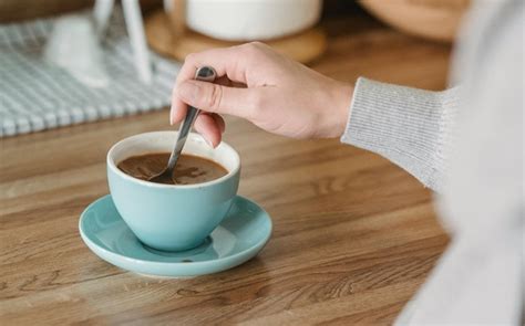 95 Words That Rhyme with Her for Your Writing