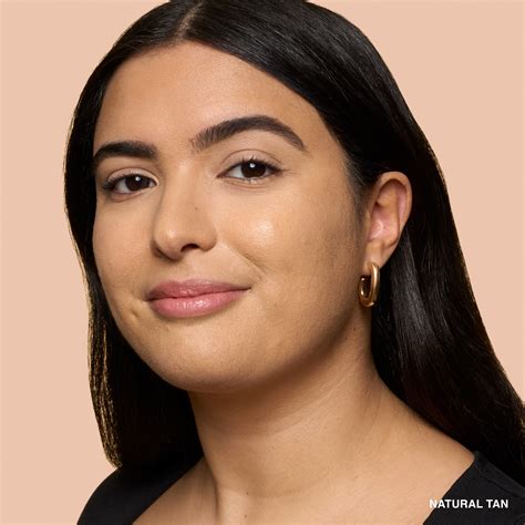 Weightless Skin Foundation SPF 15 Mini • Natural Tan