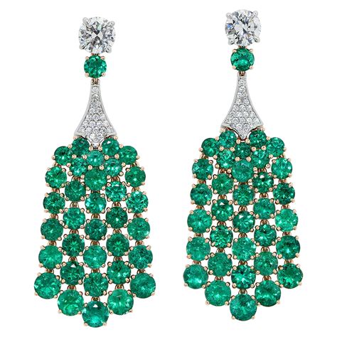 Very Fine Colombian Emerald and Diamond Earrings at 1stDibs