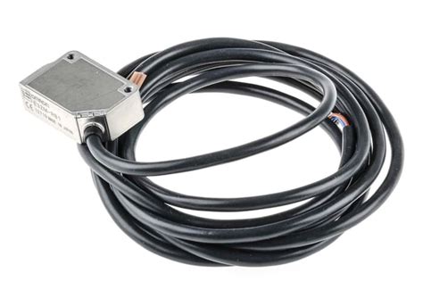 E3ZM-R81 2M Omron | Omron Retroreflective Photoelectric Sensor, Block ...