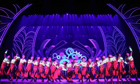 大型歌舞晚会《一路风情嘉年华》 - 歌舞晚会 - 中国歌剧舞剧院