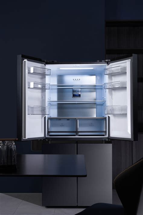 已购家电 篇一：美的424冰箱完美嵌入厨房留空_双门冰箱_什么值得买