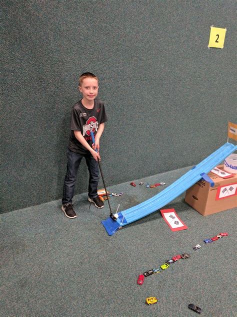 Plastic Loop Mini Golf Homemade 的图像结果