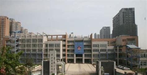 陕西国际商贸学院举办首届护理技能大赛-学习在线