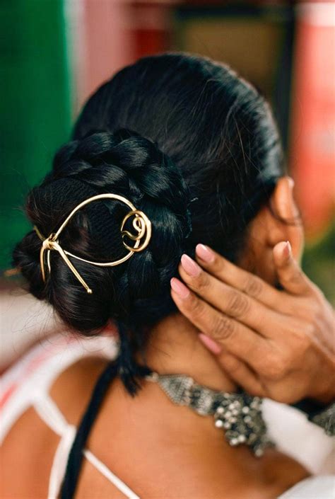 Women Gold Plated Hair Accessory Set