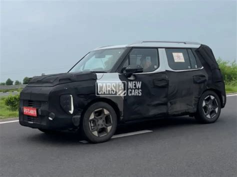 Exclusive: Kia Clavis Spied In India - To Get Diesel Engine