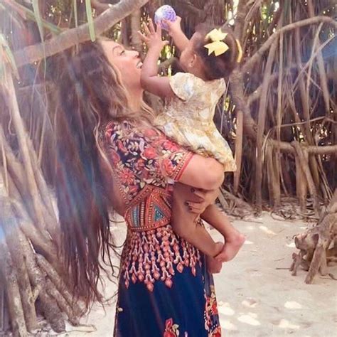 How Beyoncé & Jay-Z’s Daughter Rumi Appears in Cowboy Carter