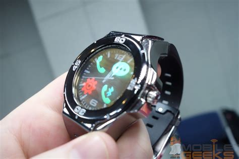 Halo: il primo smartwatch analogico con Android