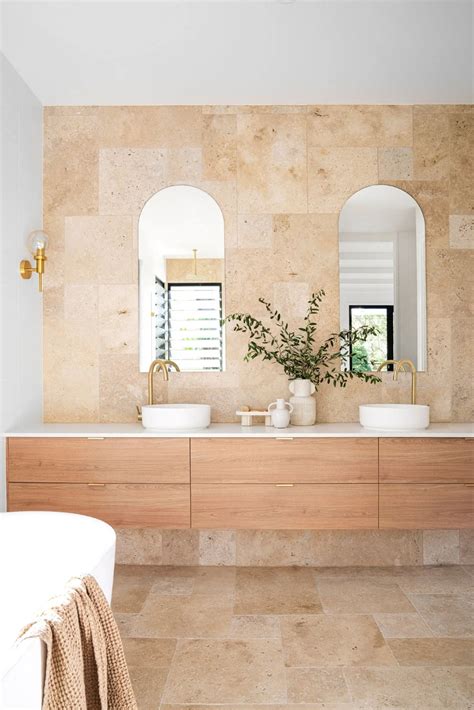 10 Large Bathroom Ideas to Turn It Into a Cocoon