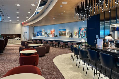 A complete guide to Capital One’s airport lounges: Everything to know ...