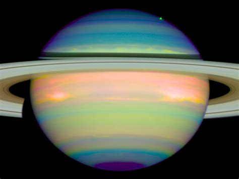 False-color image of Saturn shows the planet's reflected infrared light ...