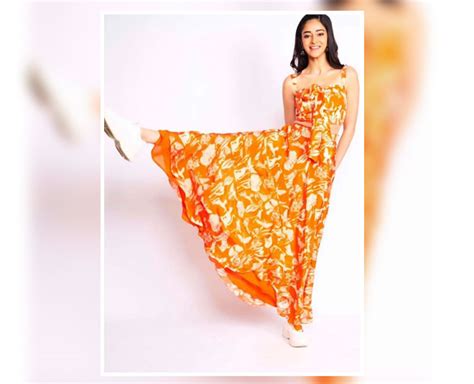 Learn How To Ace Orange Colour Like These Bollywood Divas | Herzindagi
