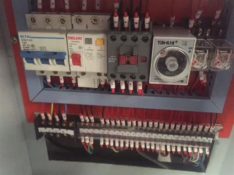 Robotic Assembly for Aluminium Windows 的图像结果